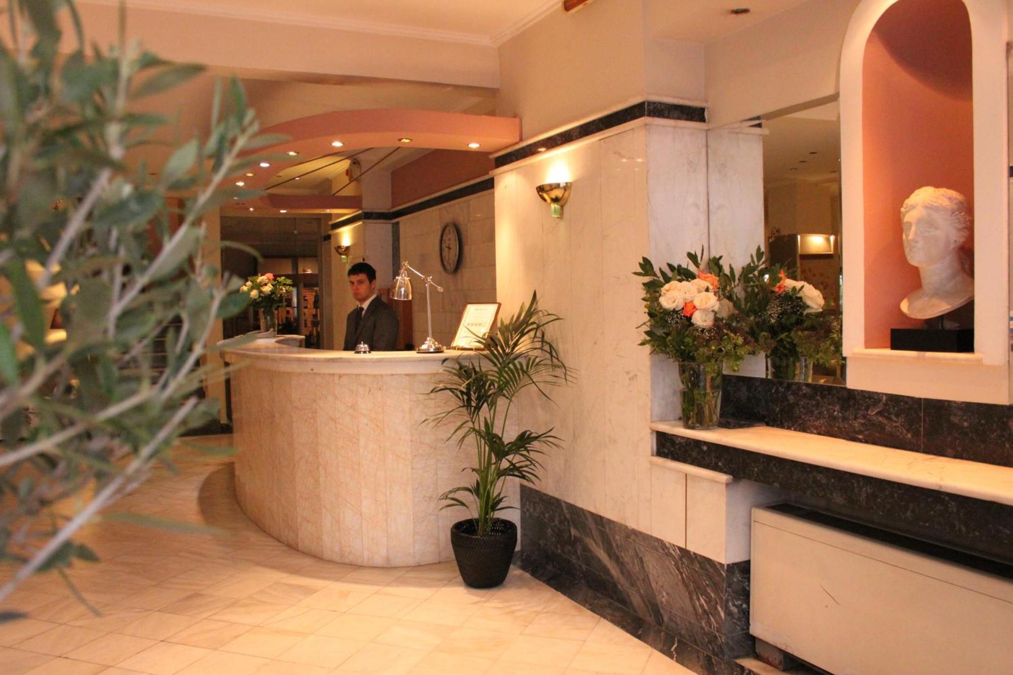Achillion Hotel Атина Екстериор снимка